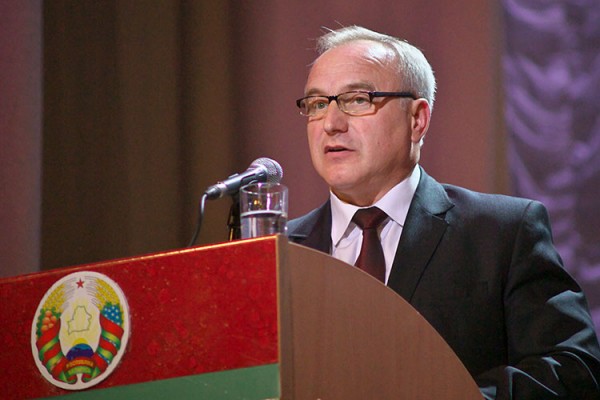 Председатель Витебского облисполкома Николай Шерстнев. Фото Сергея Серебро