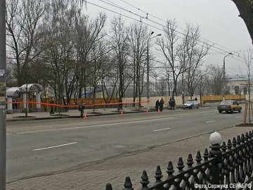 Месца выбуха. Віцебск. Фота Сержука Серабро // Место взрыва. Витебск. Фото Сергея Серебро