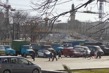 Бел-чырвона-белы сцяг у цэнтры Віцебска. Фота Сержука Серабро