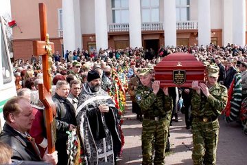 Витебск попрощался с погибшими в Сомали лётчиками Ил-76. Фото Сергея Серебро