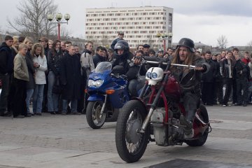 Віцебскія байкеры адчыняюць сезон. Фота Сержука Серабро