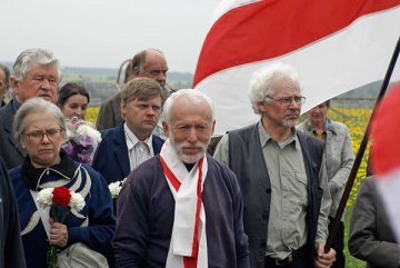 Адкрыццё помніка Уладзімеру Плешчанку. Фота Сержука Серабро