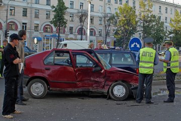 Аўтамабільная аварыя на вул. Кірава. Віцебск. Фота Сержука Серабро