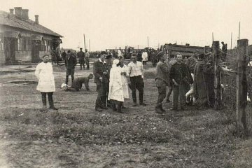 Канцлагер у Віцебску. 1941 г. / Концлагерь в Витебске. 1941 г. / A concentration POW camp in Vitebsk. 1941