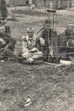Канцлагер у Віцебску. 1941 г. / Концлагерь в Витебске. 1941 г. / A concentration POW camp in Vitebsk. 1941