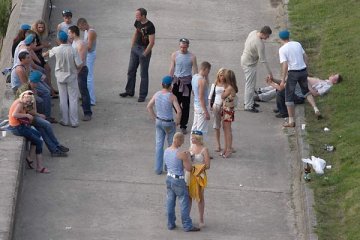 Дэсантнікі святкуюць. Віцебск. Фота Сержука Серабро