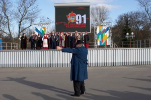 В Витебске празднуют 91-ю годовщину октябрьского переворота. Фото Сергея Серебро