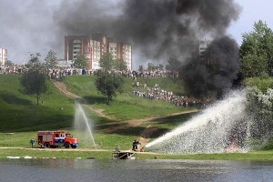 Воднае свята на Віцьбе, з нагоды Дня Незалежнасці Рэспублікі Беларусь. Фота Сержука Серабро