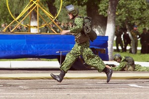 День десантника в 103-й гвардейской мобильной бригаде. Витебск. Фото Сергея Серебро