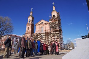 У гадавіну Чарнобыльскай аварыі ў Віцебску адслужылі малебен. Фота Сержука Серабро