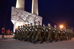 Репетиция парада в Витебске в честь 65-летия победы в Великой отечественной войне. Фото Сергея Серебро