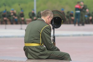 Александр Косинец открыл реконструированную площадь Победы в Витебске. Фото Сергея Серебро