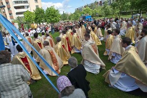 Працэсія  Божага  Цела ў Віцебску. Фота Сержука Серабро