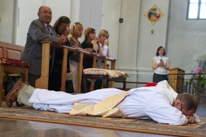 У Віцебску святарскія пасвячэнні прыняў Пётр Рудкоўскі. Фота Сержука Серабро