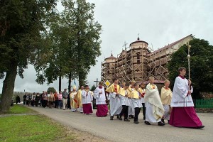 У Камаях адсвяткавалі 400-годзе свайго абраза Маці Божай Чанстахоўскай. Фота Сержука Серабро