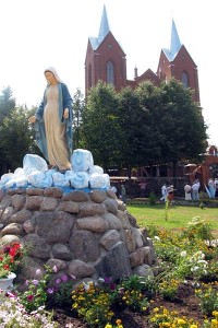 У Задарожжы адсвяткавалі стагоддзе касцёла. Фота кс. Віктар Місевіч