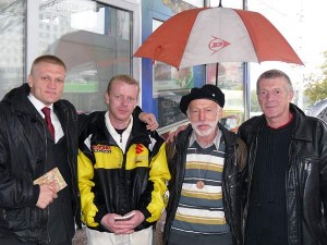 Сяргей Каваленка — “Рыцар”, а браты Сурганы — “Героі Беларускага Сьцяга”. Courtesy photo