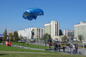 Первомайский район Витебска отпраздновал 70-летний юбилей. Фото Сергея Серебро