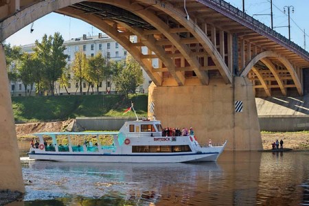 Теплоход «Витебск» отправился в плавание. Фото Сергея Серебро