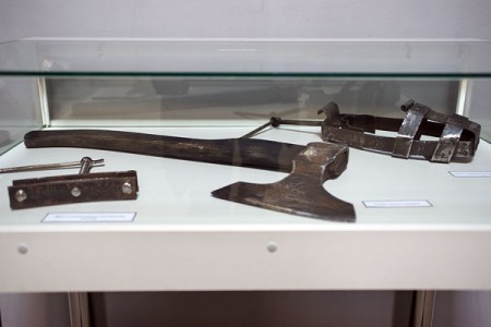В витебском краеведческом музее открылась камера пыток. Фото Сергея Серебро