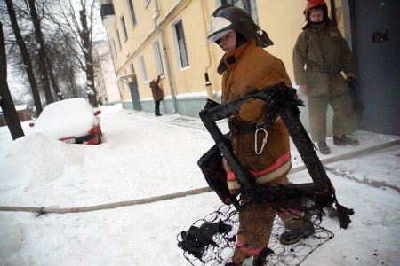 Пажар на Лакаматыўнай у Віцебску. Фота Сержука Серабро