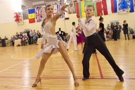 Международный конкурс спортивных бальных танцев «Витебская снежинка-2011» прошел в Витебске. Фото Сергея Серебро
