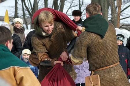 У Віцебску святкавалі Масленіцу. Фота Сержука Серабро