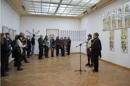 В Витебске открылась выставка американской художницы Мелы М. Фото Сергея Серебро