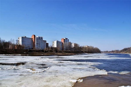 Крыгаход на Дзвіне, Віцьба рвецца з берагоў. Фота Сержука Серабро