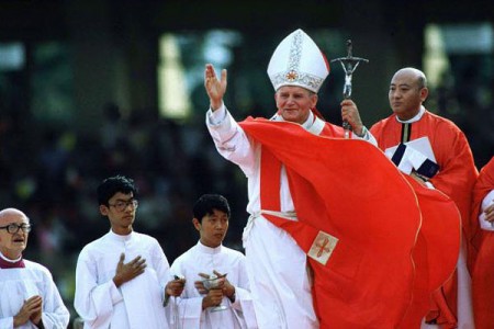 Папа Ян Павел ІІ на Філіпінах у 1981 годзе. Фота UPI Photo/Terry Schmitt