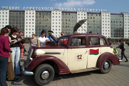 Автопробег «Рожденные в СССР» посвященный 20-летию распада Советского Союза в Витебске. Фото Сергея Серебро