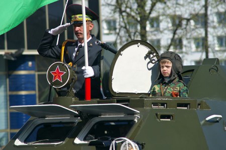 Демонстрация в честь 66-й годовщины Великой Победы в Витебске. Фото Сергея Серебро