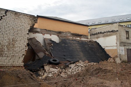 В Витебск обрушилось здание. Фото Сергея Серебро