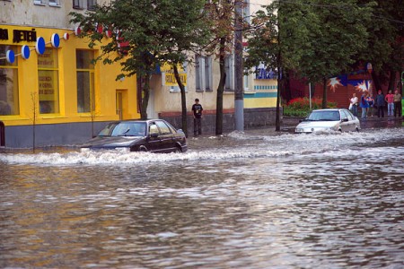 Витебск в очередной раз затопило. Фото Сергея Серебро