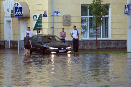 Витебск в очередной раз затопило. Фото Сергея Серебро