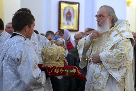 В Витебске совершен чин полного освящения Свято-Успенского собора. Фото Сергея Серебро