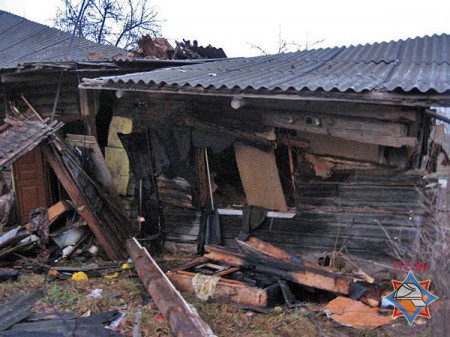 Два взрыва прогремели  в Витебской области. Разрушен дом. Фото МЧС
