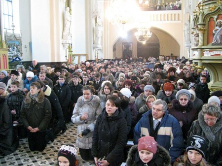 У Мёрах пасвяцілі новага дыякана. Фото кс. Віктара Місевіча