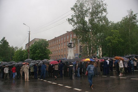 В Витебске открыли памятник авиаторам 339-го ВТАП. Фото Сергея Серебро