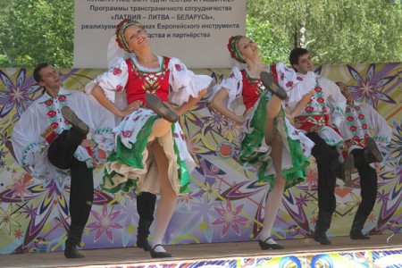 Беларуска-латвійскае Купалле ў Віцебску. Фота Сержука Серабро