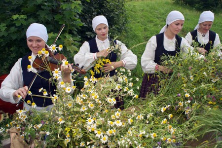 Беларуска-латвійскае Купалле ў Віцебску. Фота Сержука Серабро