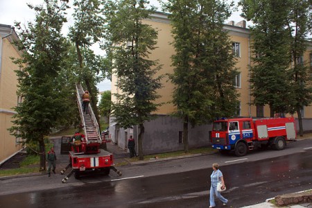 Тропический шторм принес разрушения в Витебск. Фото Сергея Серебро