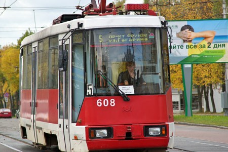 С 1 ноября в Витебске планируется перевести на бескондукторное обслуживание часть трамвайных и троллейбусных маршрутов. Фото Сергея Серебро