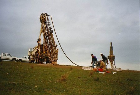 Поиск нефти в Витебской и Брестской областях в 2013 году продолжится. Фото wikipedia.org