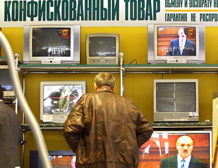 Витебские правоохранители не пропустили груз телевизоров из Москвы в Минск. Фото photo.bymedia.net