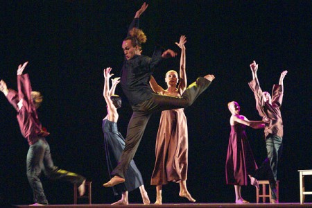 В Витебске открылся 25-й юбилейный фестиваль современной хореографии IFMC. Фото Сергея Серебро