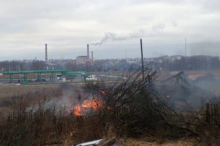 Под Витебском сожгли деревню Павловичи. Фото Сергея Серебро