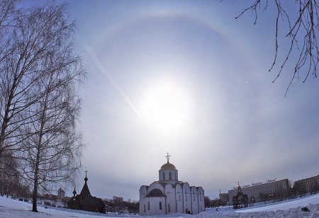 Гало над Віцебскам. Фота Сержука Серабро