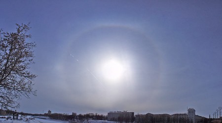 Гало над Віцебскам. Фота Сержука Серабро