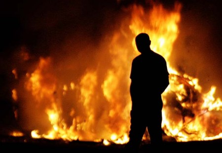 В Полоцком районе пенсионер заживо сжег мать